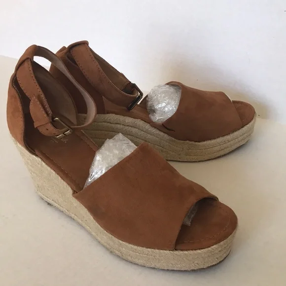 EUC Universal Thread Faux Suede Espadrilles Wedge Cognac Sandals Size 9 - Picture 3 of 12